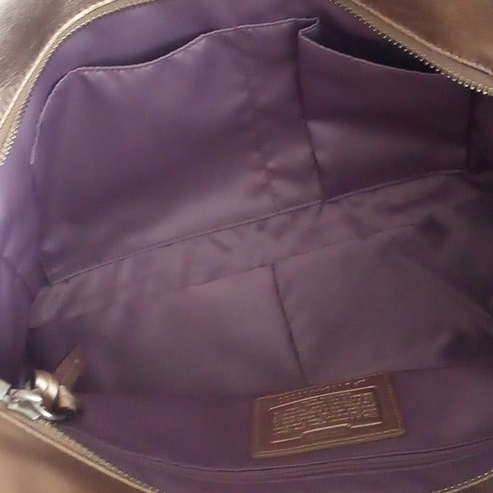 Coach - Picture 5 of 5